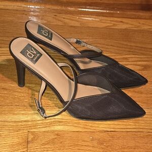 DV by Dolce Vita Brown Pointed Toe Elley Mules Heels Size 9
